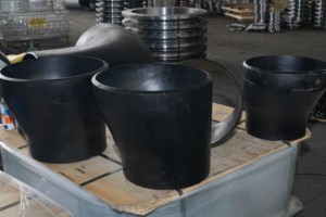 Трубопроводные фитинги из углеродистой стали ASTM A234 WPB: отводы, тройники, редукторы, приварные, черные, окрашенные, по стандарту ASME B16.9 SCH40 - Product Image 3