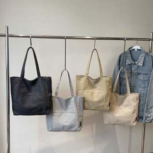 Vente en gros d'usine de sacs à provisions écologiques réutilisables en toile vierge blanche unie à logo personnalisé sac fourre-tout en toile pour femmes - Product Image 4