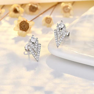 Nuevo 925 aguja de plata letra V conjunto diamante perla largo pendientes de alto grado - Product Image 4