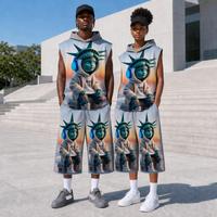 Ensemble deux pièces pour couple, t-shirt et gilet à capuche sans manches imprimé dessin animé, associé à un pantalon court, personnalisable avec des motifs