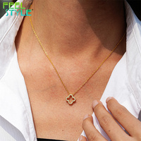 Collier pendentif en moissanite motif trèfle De Clover Design en argent sterling 925, chaîne en argent motif trèfle
