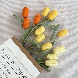 Bouquet fatto a mano <span class=keywords><strong>di</strong></span> <span class=keywords><strong>fiori</strong></span> <span class=keywords><strong>di</strong></span> filo per tessere uncinetto prodotto finito tulipano bocciolo chiuso - Product Image 2