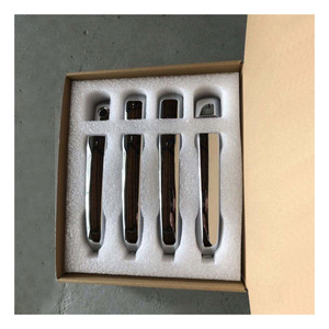 Manijas de puerta compatibles con Land Cruiser LC200 de 2016 y Prado FJ150 de 2018. - Product Image 1