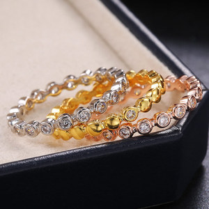 Elegante anello con zirconi per donna, gioiello alla moda, regalo romantico - Product Image 3