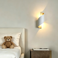 Applique murale LED étanche en forme de S, lampe murale moderne minimaliste pour hôtel, chambre à coucher, chevet, décoration intérieure et extérieure