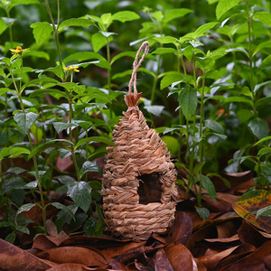 Nid d'oiseau en paille tissé à la main, taille moyenne, pour la décoration de jardin d'oiseaux - Product Image 2