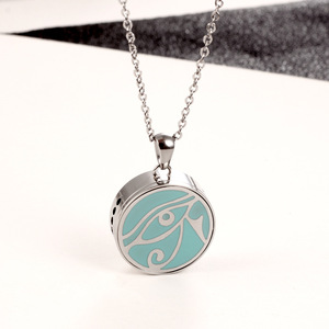 Stainless Steel Classic Essential Oil Diffuser <b>Locket</b> Aromatherapy Pendant - Product Image 3