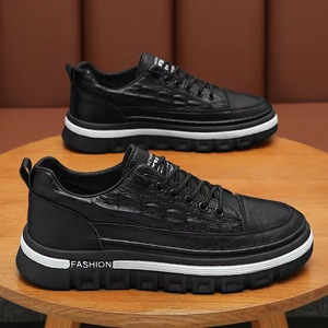 Zapatos de hombre de primavera y otoño, nuevos zapatos transpirables, impermeables y antideslizantes para deportes, ocio y ocio versátiles de moda para hombres - Product Image 3