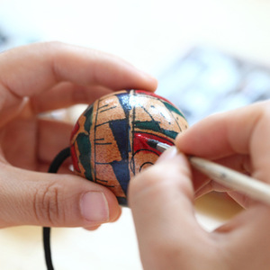 Venta al por mayor: Instrumento <span class=keywords><strong>de</strong></span> percusión personalizado pintado a mano, estilo Rhythm Shaker Ball Pain Yang Band Gao Hu, regalo para bateristas - Product Image 4