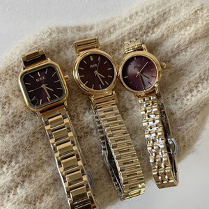 <span class=keywords><strong>Montre</strong></span> vintage à quartz, vente en gros, formes mélangées, cadran bordeaux, bracelet en métal plaqué or, cadeau d'anniversaire ou de fêtes - Product Image 2