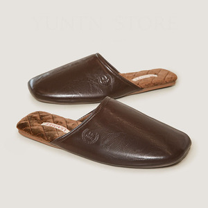 Pantoufles de luxe en cuir PU brillant, doublées de coton, chaudes, antidérapantes, semelle en caoutchouc, chaussures d'intérieur pour hommes et femmes, automne et hiver - Product Image 2
