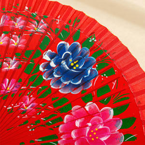 Abanico Plegable de Tela de Seda con Estampado Floral Pintado a Mano de Doble Cara, Estilo Español, Superficie Ligera, Color Rojo Clásico <span class=keywords><strong>Anita</strong></span> - Product Image 4