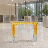 Table d'appoint en acrylique, table basse artistique en plexiglas empilable, table de hall en acrylique à dégradé de couleurs pour l'affichage en hôtel et en salle d'exposition