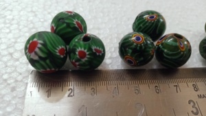 Cuentas de vidrio Millefiori hechas a medida en tamaño 8mm en adelante, ideales para reventa por diseñadores de joyas en verde oscuro - Product Image 4