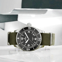 Montre mécanique de plongée sportive pour homme, bracelet en nylon, cadran noir, verre saphir, logo personnalisé, vente en gros directe usine