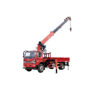 Camion de levage lourd Dongfeng 4*2 équipé d'une grue à flèche droite à 6 sections de 8T, pour le levage et le transport de matériaux - Product Image 1