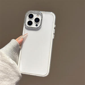 Funda para iPhone 17 Pro Max, de alta transparencia, con bordes suaves, lente electrochapada, cobertura total y anticaídas. - Product Image 5