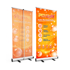 Espositore Portatile in Alluminio PDyear con Banner Avvolgibile Personalizzato per Fiere ed Eventi Promozionali - Product Image 1