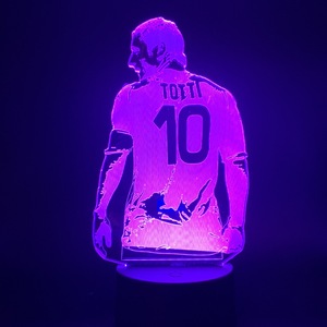Cầu thủ bóng đá Francesco totti trở lại xem hình <span class=keywords><strong>LED</strong></span> ánh sáng ban đêm cho văn phòng trang trí phòng quà tặng cho bạn trai Đèn bàn - Product Image 5