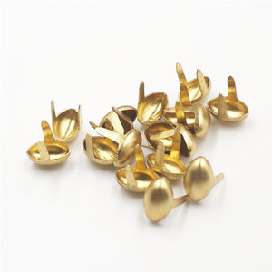 Klassische Messing-Spikes und Dekorative Nieten für Taschen und Ledergürtel - Product Image 5