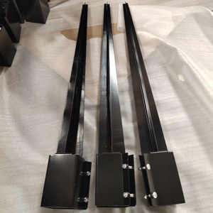 Ancre de poteau en acier galvanisé à chaud avec filetage en pouces et manchons de fixation pour poteaux - Product Image 1