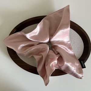 Bán Buôn Phụ Nữ Thanh Lịch Rắn Màu Jumbo Vuông Satin Tóc Quan Hệ Đàn Hồi XXL Scrunchies Cho Phụ Nữ Cô Gái - Product Image 5