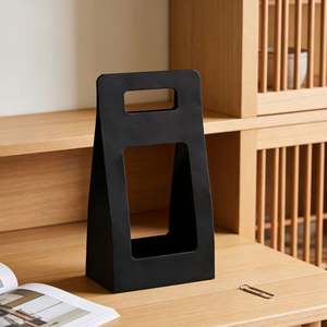 Sacs d'emballage pour bonbons et boissons en papier kraft noir biodégradable, écologiques et personnalisables, avec poignées découpées - Product Image 6