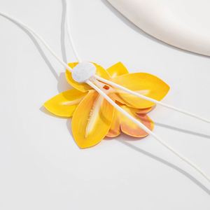 Conjunto de Collar de Cuerda Encerada con Flores de Tela Coloridas y Pendientes Largos de Flor Grande para Fiesta en la Playa, Estilo Bohemio de Verano - Product Image 6