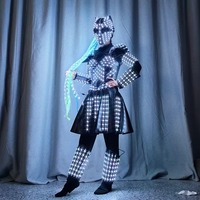 Costume de robot LED pour fille avec armure lumineuse rechargeable, costumes en tissu coloré et casque pour femmes pour les fêtes de cosplay des filles