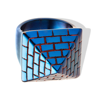 Ventes chaudes, bague en acier inoxydable de haute qualité, pyramide pharaonique égyptienne, plaquée or 18 carats, œil d'Horus, pour hommes