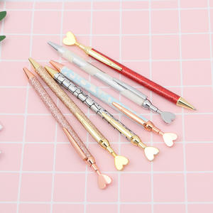 Bolígrafo Metálico Promocional con Diseño de Corazón y Logotipo Personalizado para Regalo - Product Image 3