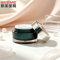 Pots en plastique acrylique de luxe 0,5 oz/1 oz avec couvercle à vis argenté pour usage cosmétique (crème contour des yeux et sérum de soin de la peau)
