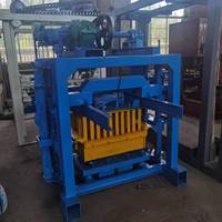 Machine à fabriquer des briques en plastique hydraulique QTJ4-40 avec moule pour le recyclage des déchets de sable et de plastique