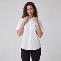 Chemise à manches courtes unisexe de couleur unie AMI, broderie délicate de mini-cœur, logo personnalisé disponible
