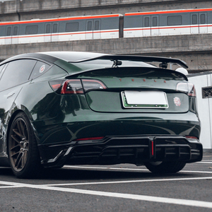 Aileron arrière électrique réglable en fibre <span class=keywords><strong>de</strong></span> carbone <span class=keywords><strong>de</strong></span> qualité supérieure pour <span class=keywords><strong>Tesla</strong></span> <span class=keywords><strong>Model</strong></span> <span class=keywords><strong>3</strong></span> & Y, amélioration aérodynamique légère - Product Image 6