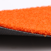 Gazon artificiel de gymnastique de gazon artificiel de tapis vert du fabricant professionnel avec le fil bouclé orange pour le prix bas d'ornement de jardin!