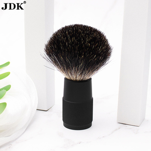 JDK <span class=keywords><strong>Blaireau</strong></span> Silvertip pour hommes avec poils <span class=keywords><strong>de</strong></span> <span class=keywords><strong>blaireau</strong></span> et manche en aluminium avec manche en métal - Product Image 5