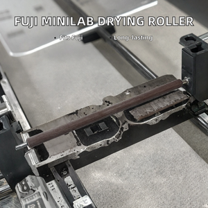 Nouveau rouleau en caoutchouc ABC Fuji recouvert de caoutchouc pour l'encre à solvant, à utiliser dans les machines d'impression, de laminage, de revêtement et de conversion Fuji - Product Image 2