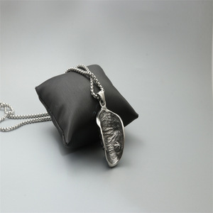 Collier pendentif crâne bleu marine en acier inoxydable, bijoux de mode unisexe, cadeau - Product Image 4