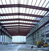Nave Industrial Prefabricada Moderna de Acero Resistente para Uso en Exteriores, Bajo Costo, Alta Resistencia al Viento