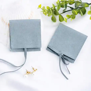 Hot Selling Small MOQ Suede Jewelry Packing Pouch Display Microfiber Suede <b>Gift</b> Jewelry Pouch Bag with Inserts Custom Logo - Product Image 4