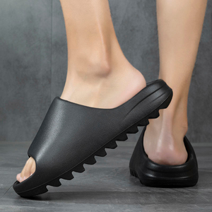 Sandalias unisex de suela gruesa EVA, antideslizantes, con amortiguación suave, para interiores y exteriores, listas para enviar. - Product Image 3