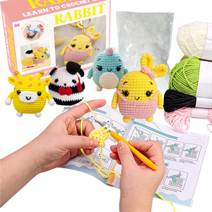 Ensembles de tricot animaux <span class=keywords><strong>en</strong></span> peluche personnalisés enfants Crochet poupée porte-clés Crochet kits de tricot pour les débutants - Product Image 6