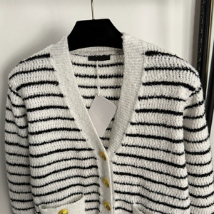 <span class=keywords><strong>Cardigan</strong></span> lavorato a maglia a maniche lunghe da donna con motivo a testa di leone e scollo a V color <span class=keywords><strong>oro</strong></span> nuovo arrivo - Product Image 5