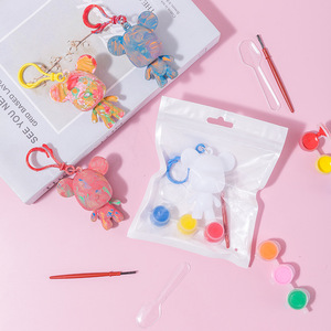 Kit de llavero de oso líquido DIY, manualidad para niños, forma 3D pintable, regalo portátil para niños - Product Image 2