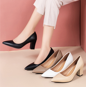 <span class=keywords><strong>Tacchi</strong></span> alti professionali in pelle sintetica nera opaca per donne pump con plateau per cerimonie e lavoro d'ufficio - Product Image 1