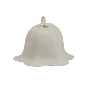 Chapeau de sauna en pure laine avec une bordure ondulée et fluide qui fait ressembler la chaleur à un lointain souvenir - Product Image 3