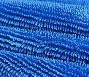 Paño y Toalla de Microfibra NOVISON para Lavado de Autos, Resistente, Sin Rayas, con Acabado Brillante, 80% Poliéster, 20% Poliamida - Product Image 2