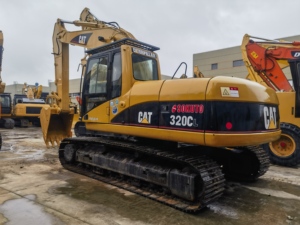 รถขุดมือสองญี่ปุ่นแท้ CAT 320C รถขุด CAT 320C มือสองญี่ปุ่นแท้ ใช้งานน้อย พร้อมขาย - Product Image 3