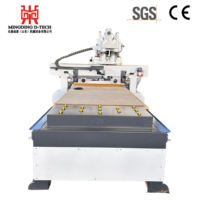 Équipement de travail du bois / Machine de gravure CNC pour portes en bois 1325, routeur CNC 3D de haute qualité avec services de premier ordre